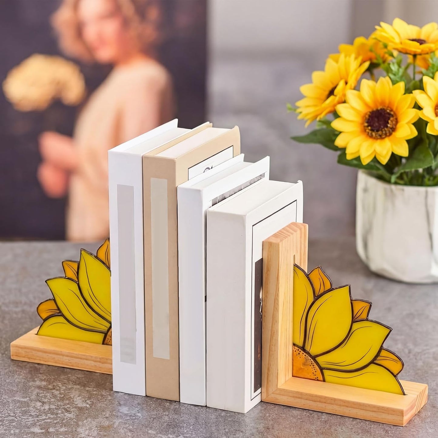 Oak Wood Base Stained Glass Novelty Bookends Organizer Book Ends / Sunflower / Yellow