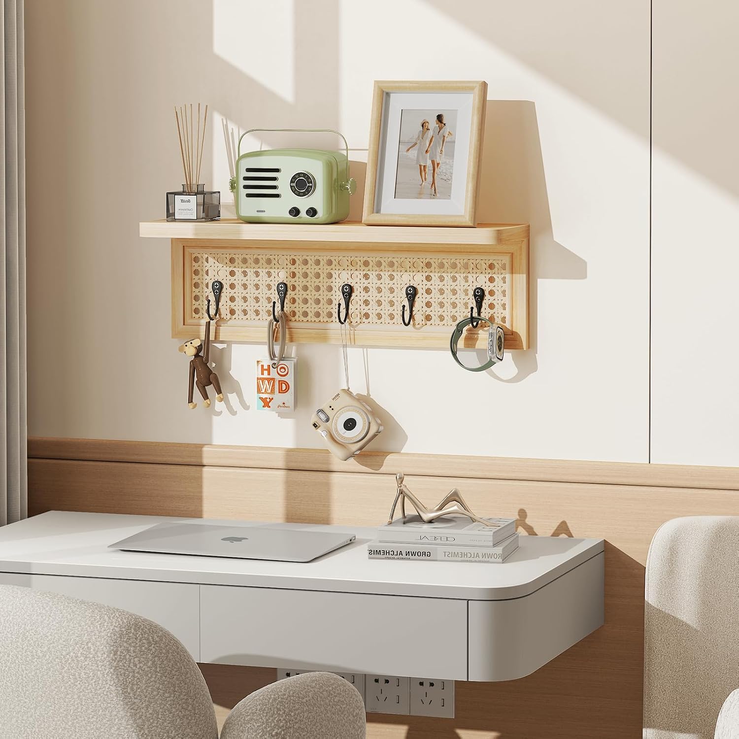 Wood Floating Shelves / Metal Hook / Natural