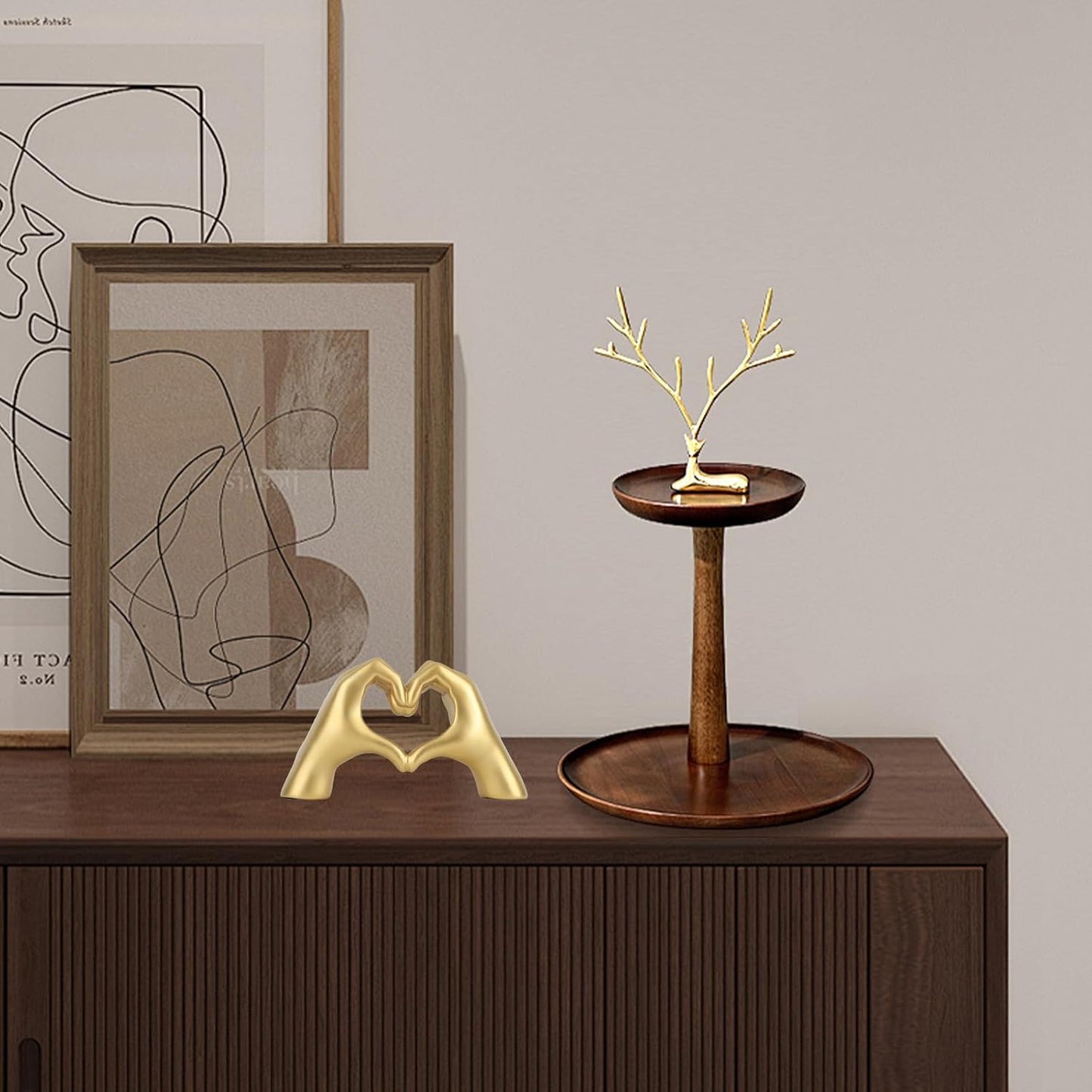 Heart Shaped Hand Statue / Gold