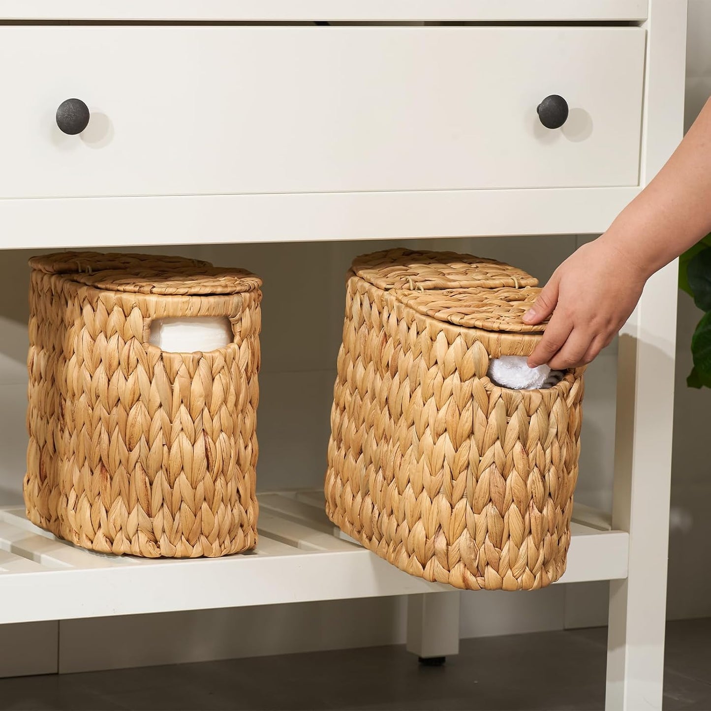 Wicker Toilet Paper Storage Basket / Water Hyacinth / 4 Rolls
