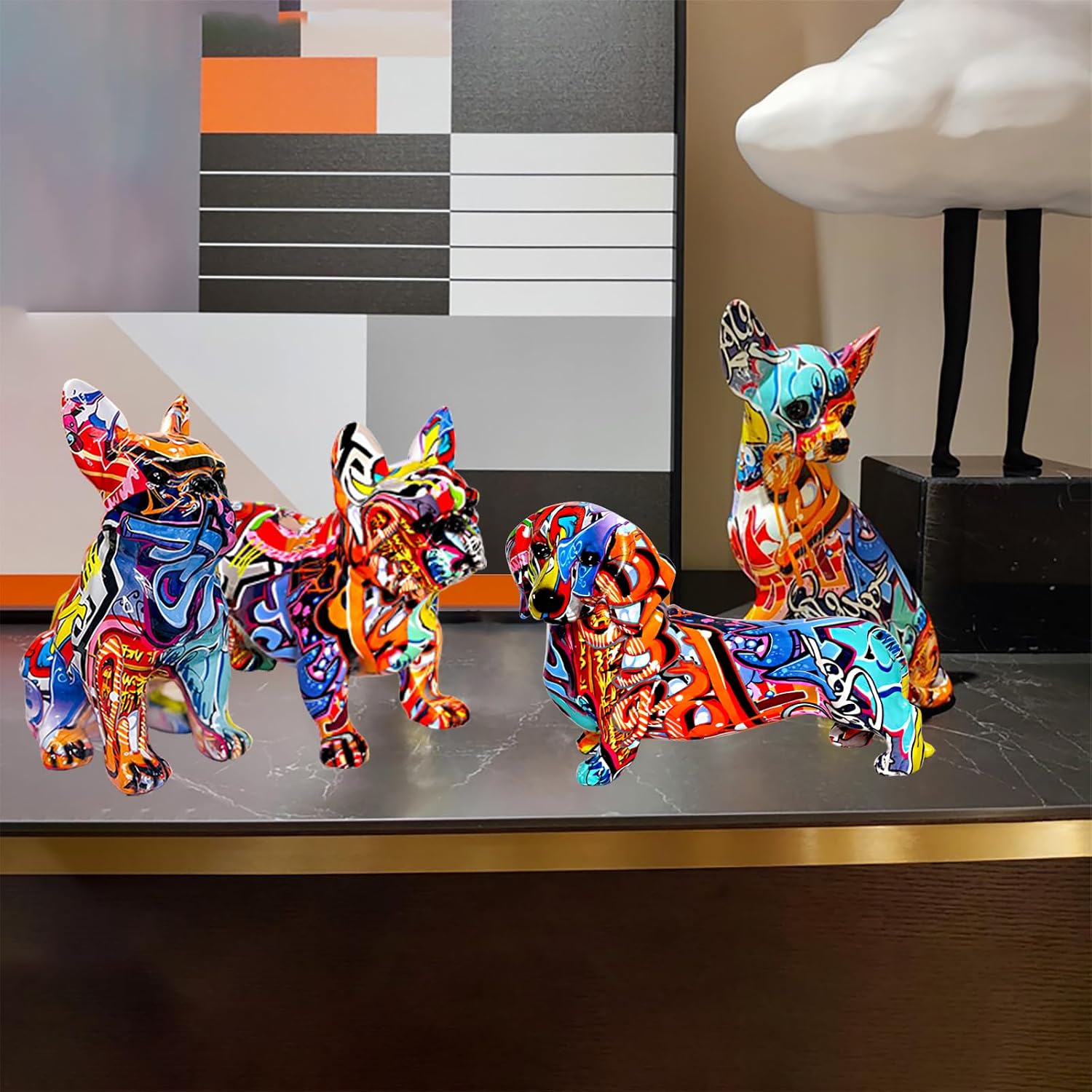 Dachshund Dog Statue Sculpture Animal Art Figurine Home Decoration / Graffiti