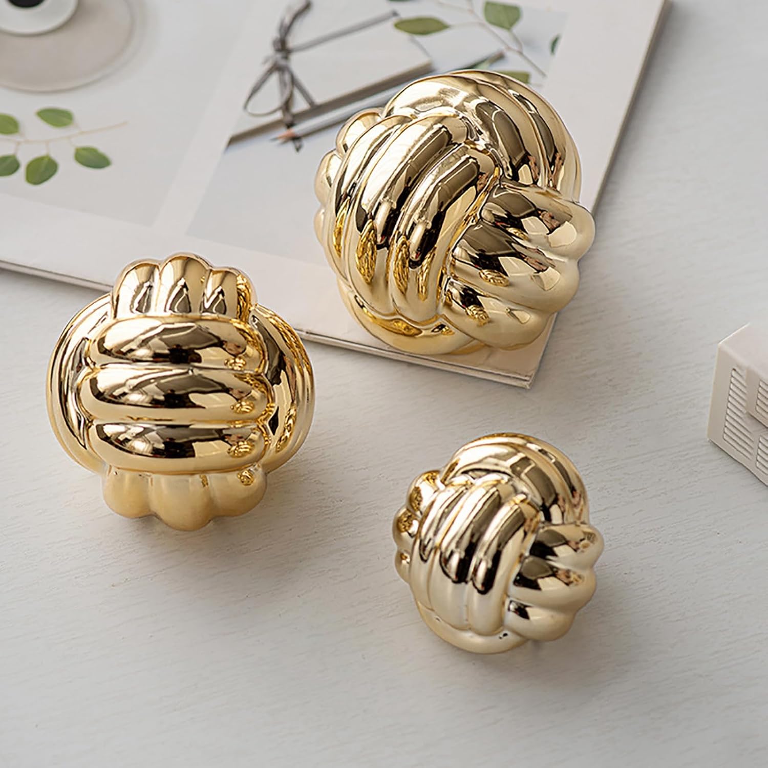 Ceramic Knot Statues Home Decor / 2.55 x 2.3 / Small / Gold