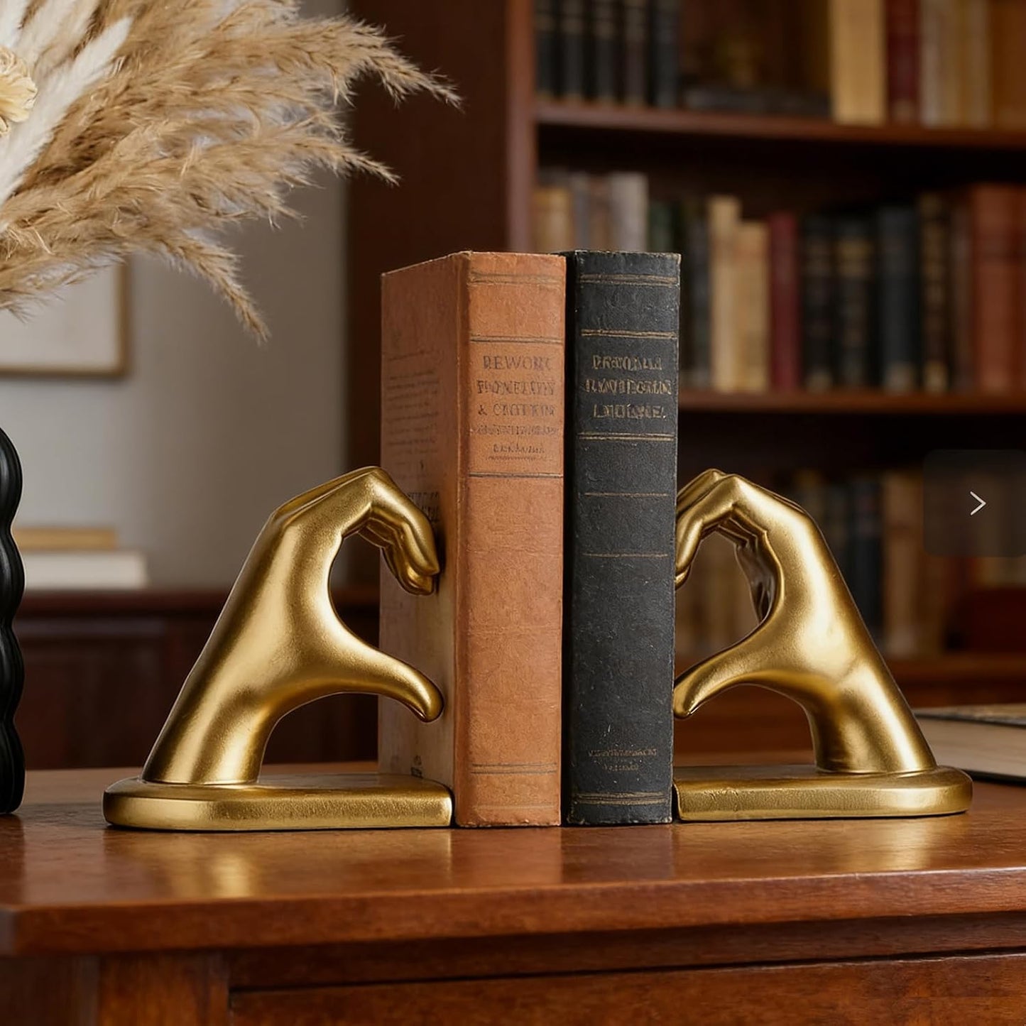 Book / Heart Design Book Ends / Gold
