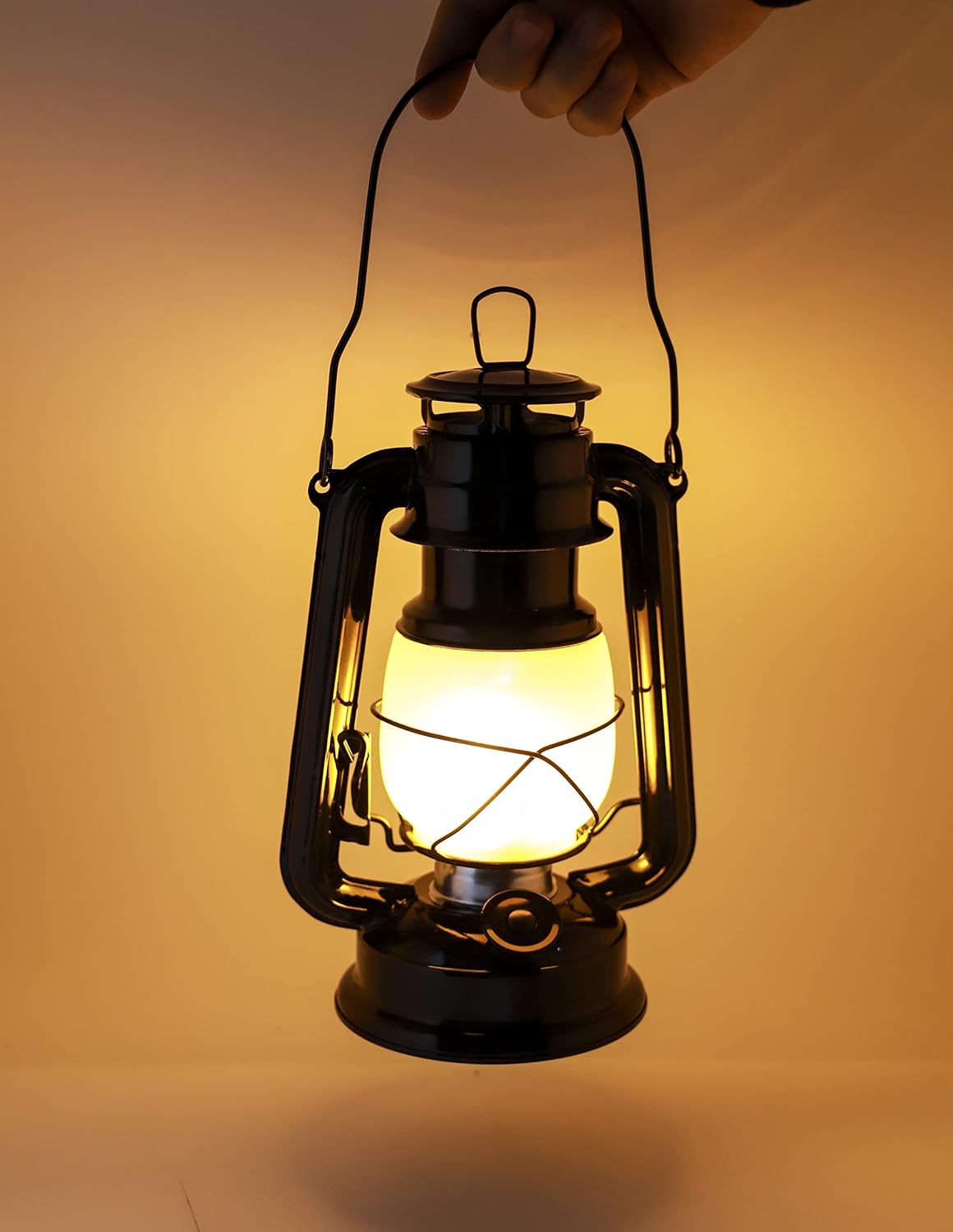 YAKii LED Vintage Flame Lantern Metal Outdoor Hanging Lantern with Dancing Flame Battery Operated Halloween Outdoor