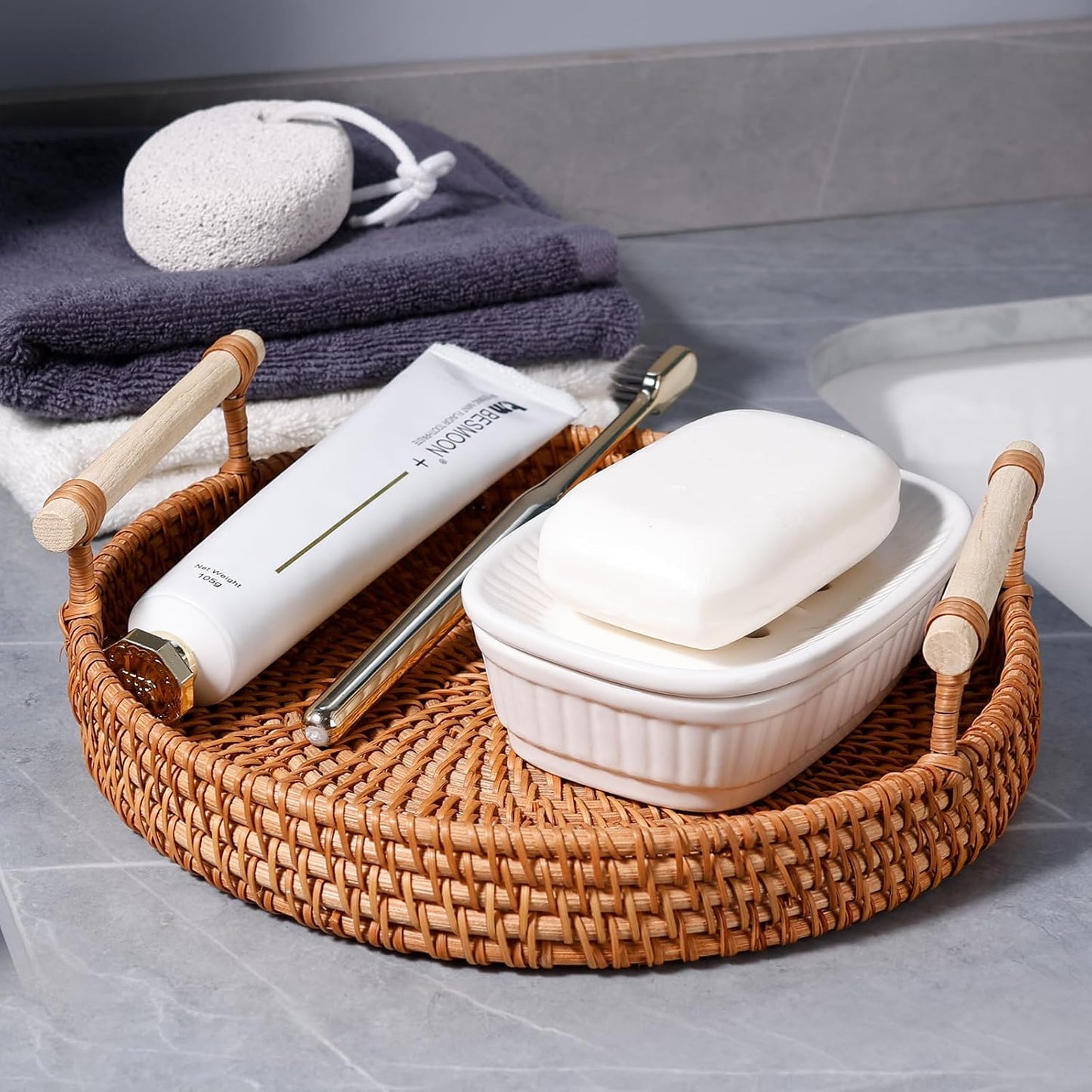 Self-draining Soap Holder / 01 Ceramic White