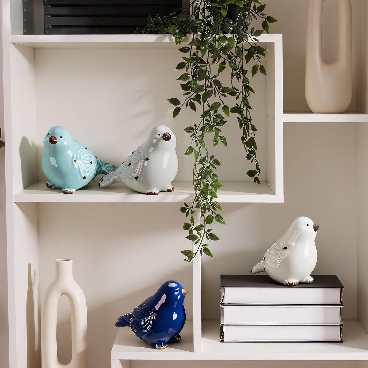 Distressed Finish Ceramic Birds Figurines Home Decor Christmas Bird Tabletop Figurine / Set of 4