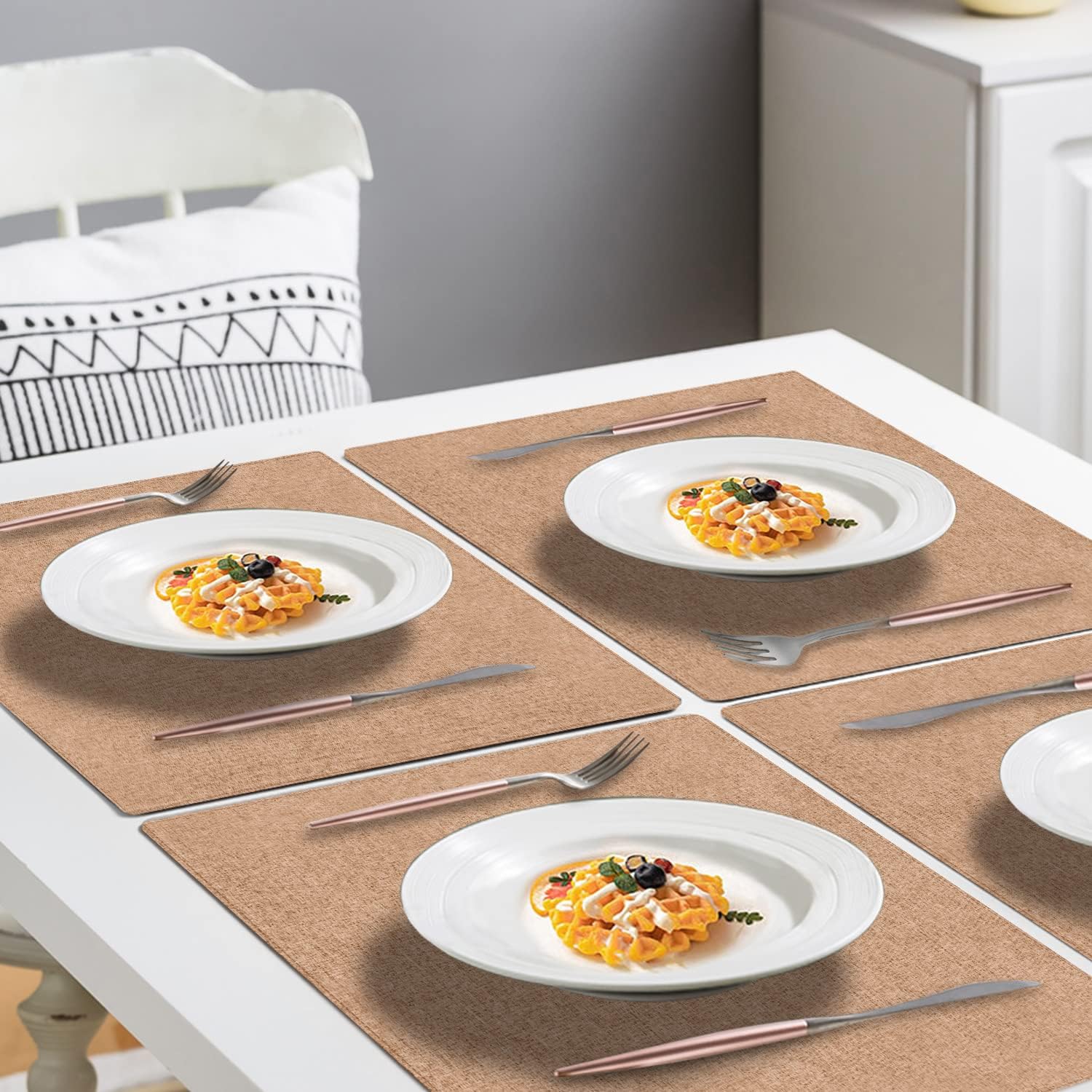 Cloth Placemats Set of 6, Cotton Linen Blend Machine Washable Durable Linen Table Mats, Heat Resistant Placemats