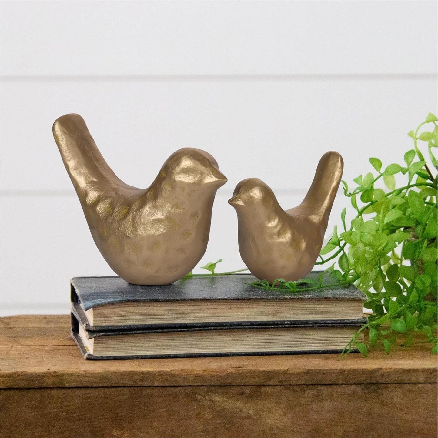 Bird Figurine / Elegant Cast Iron Bird Statue / Vintage Brass / Gold