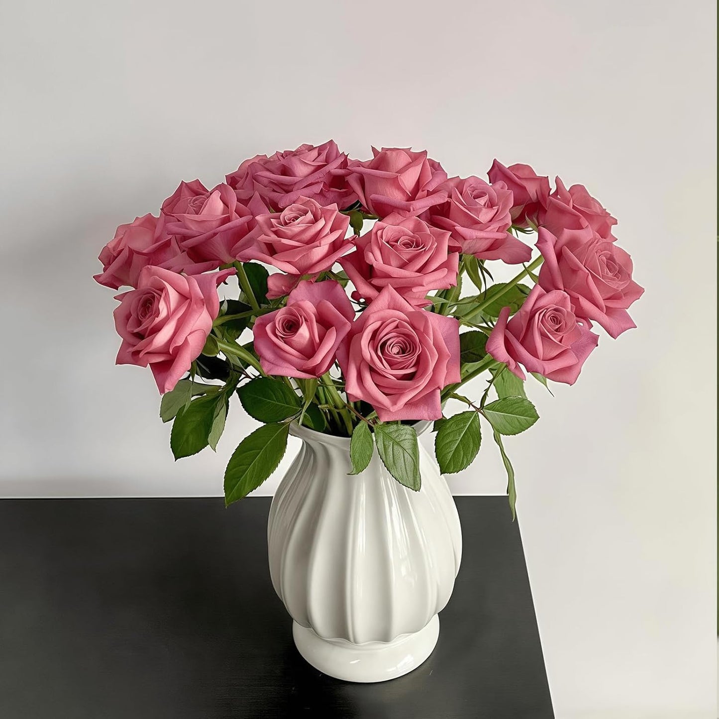 Modern Ceramic Flower Vase / White