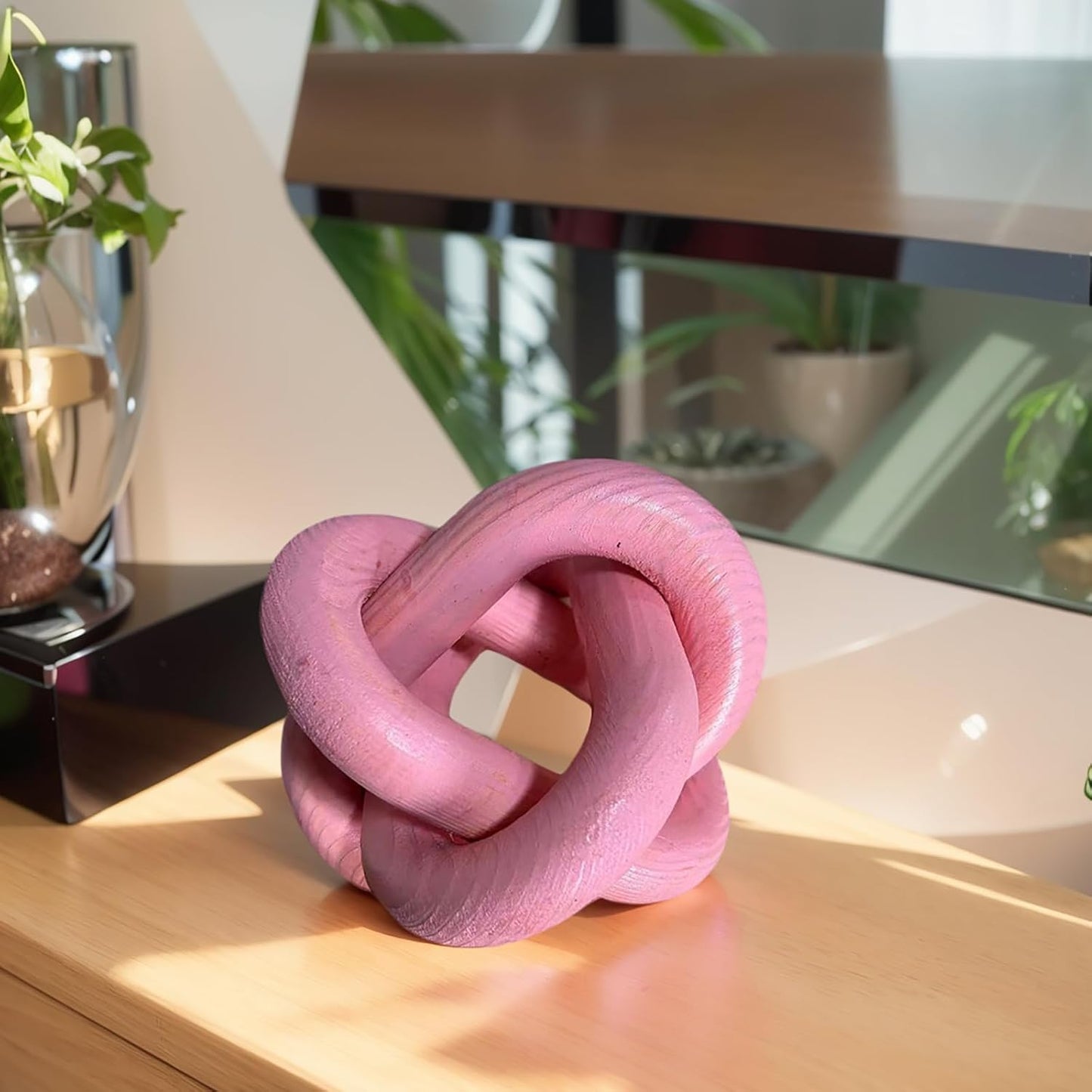 Wood Knot Chain Link Decor / Pink
