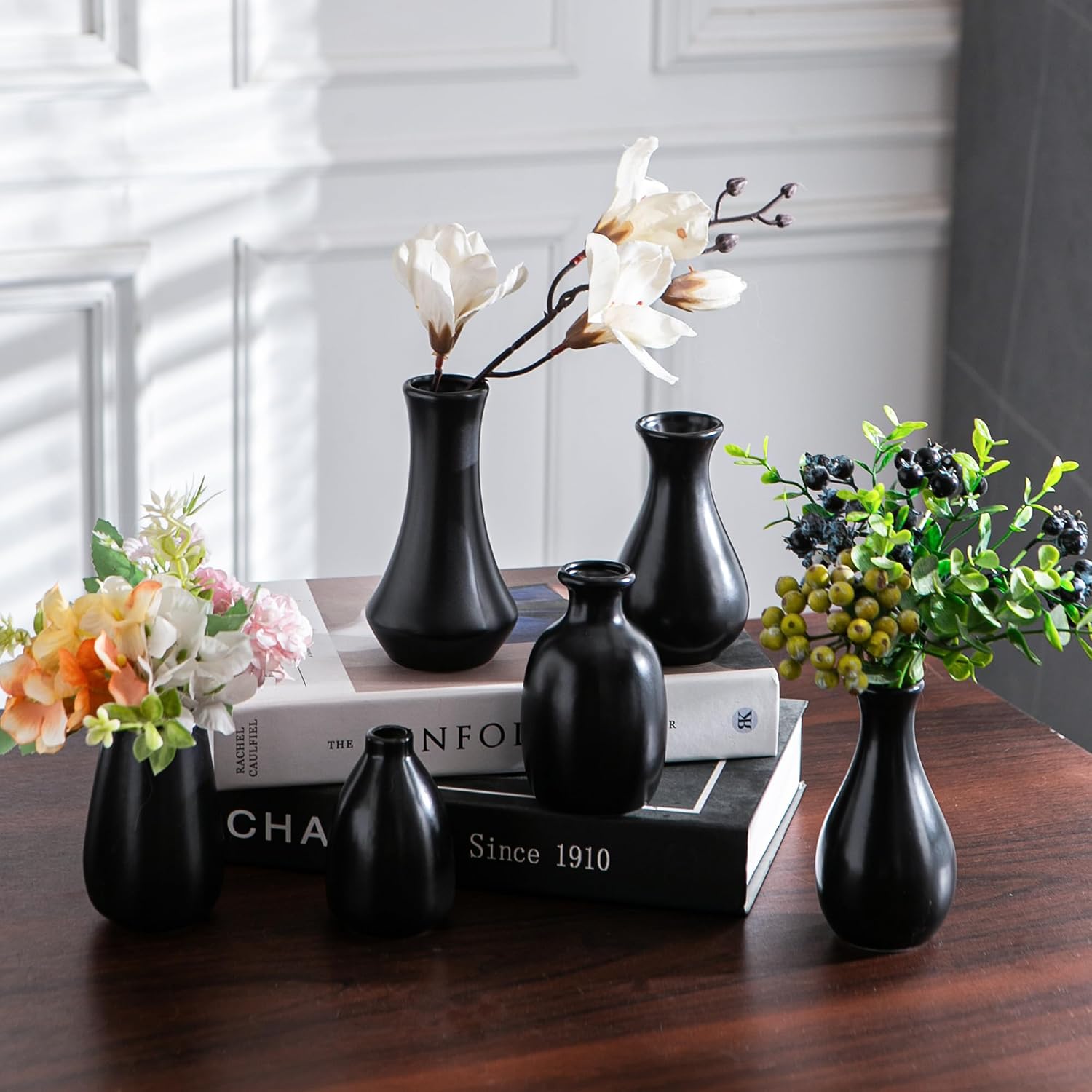 Elegant mini ceramic vases / Black / Set of 12