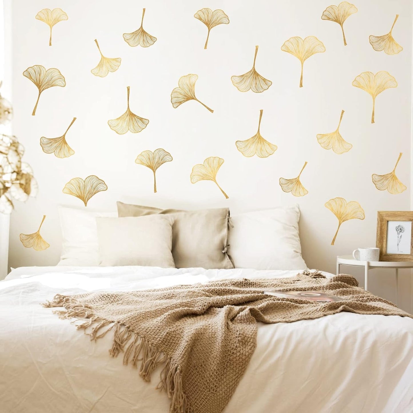 Golden Wall Decals Peel and Stick Golden Leaves Wall Stickers Modern Leaf Vinyl Wall Decals / Yellow