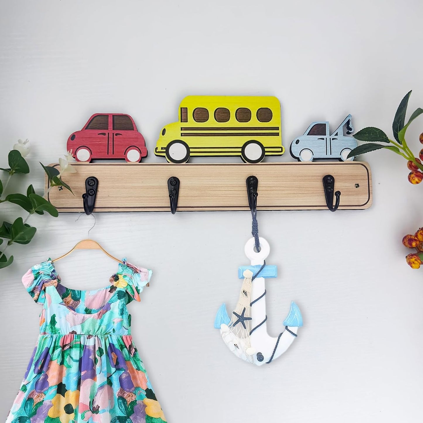 Wood Decorative Kids Wall Hooks for Hanging Giraffe Elephant Safari Nursery Decor for Clothes / Car