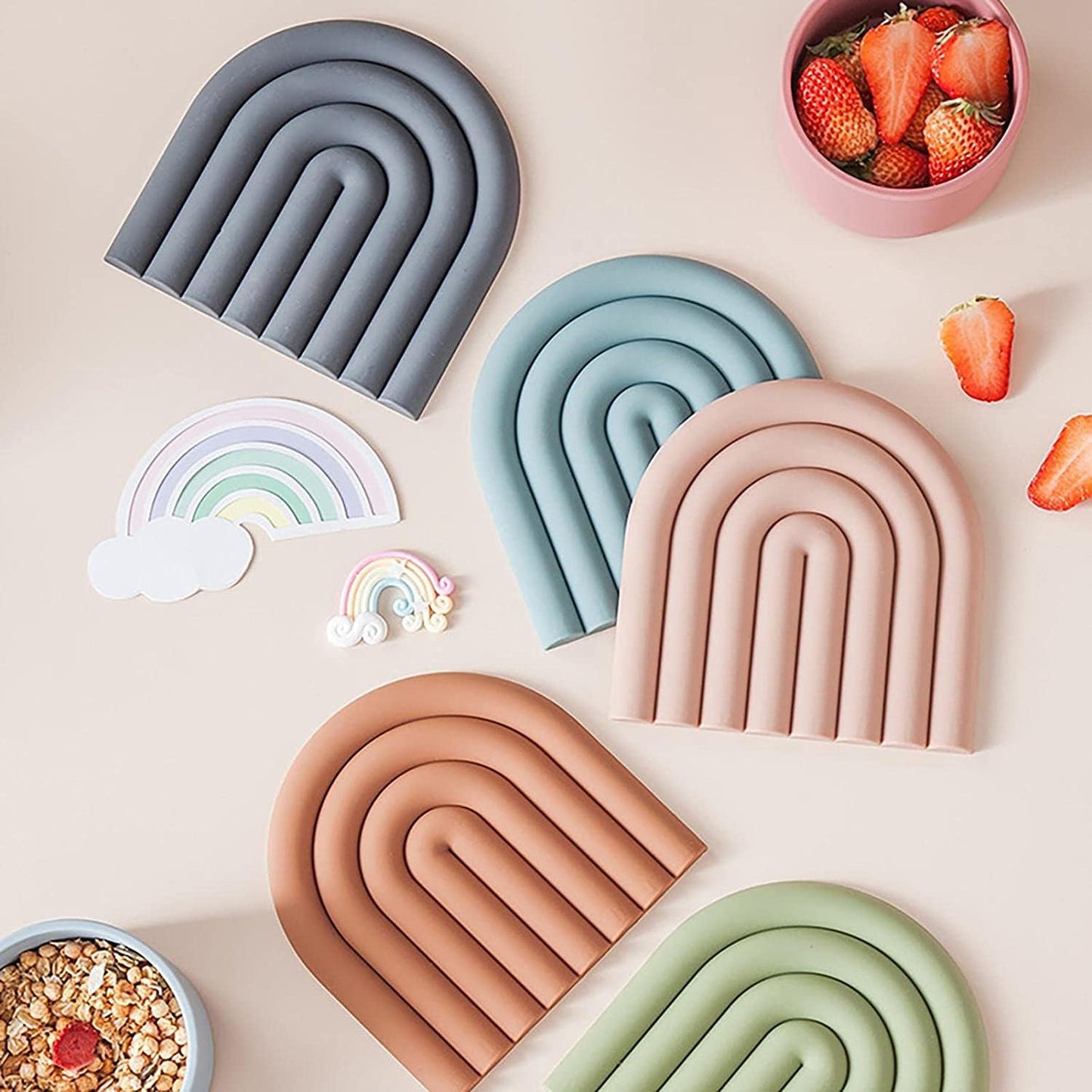 Trendy and Heat Resistant Pot Holders / Muted Orange