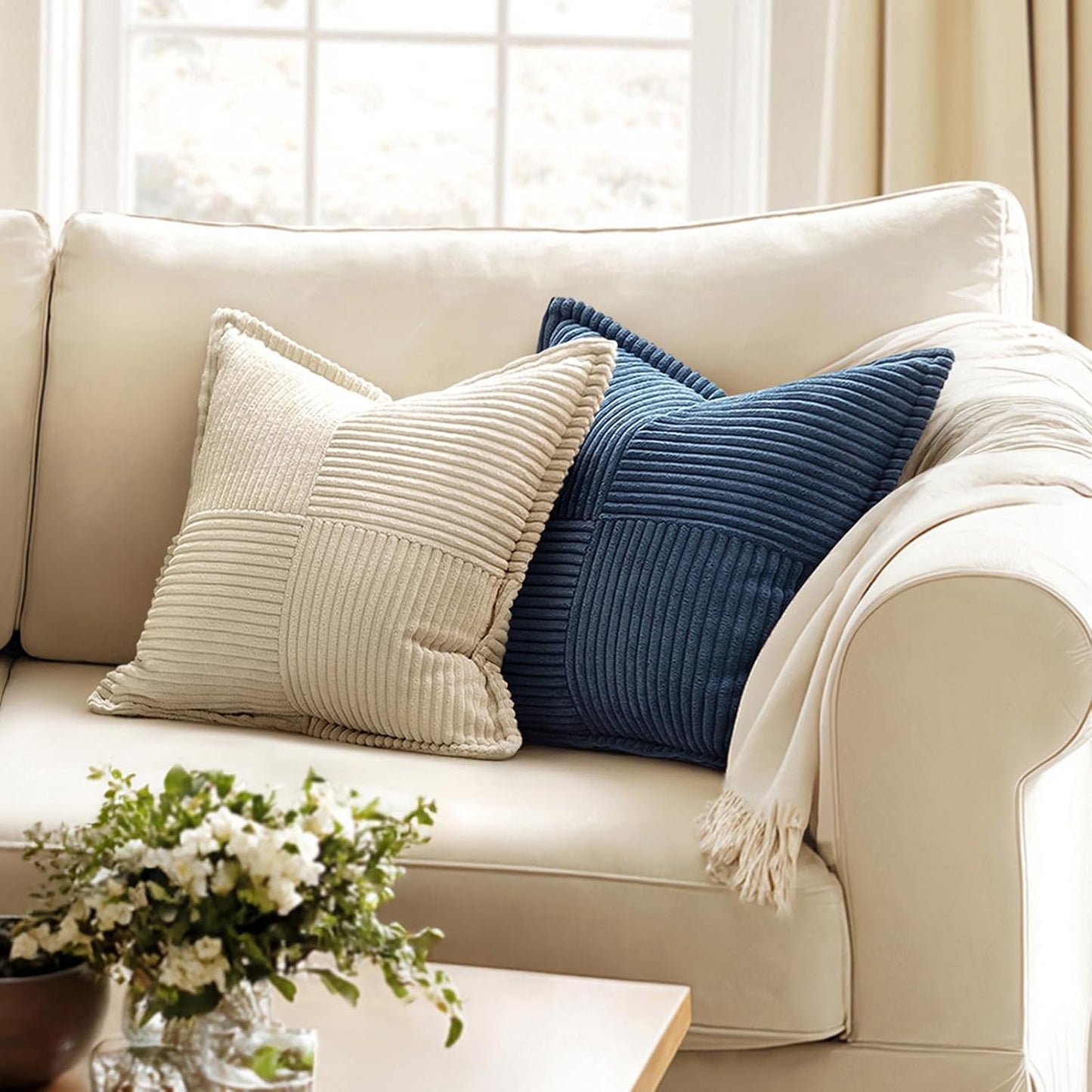 Decorative Throw Pillow Covers / 18 x 18 / Blue / Set of 2