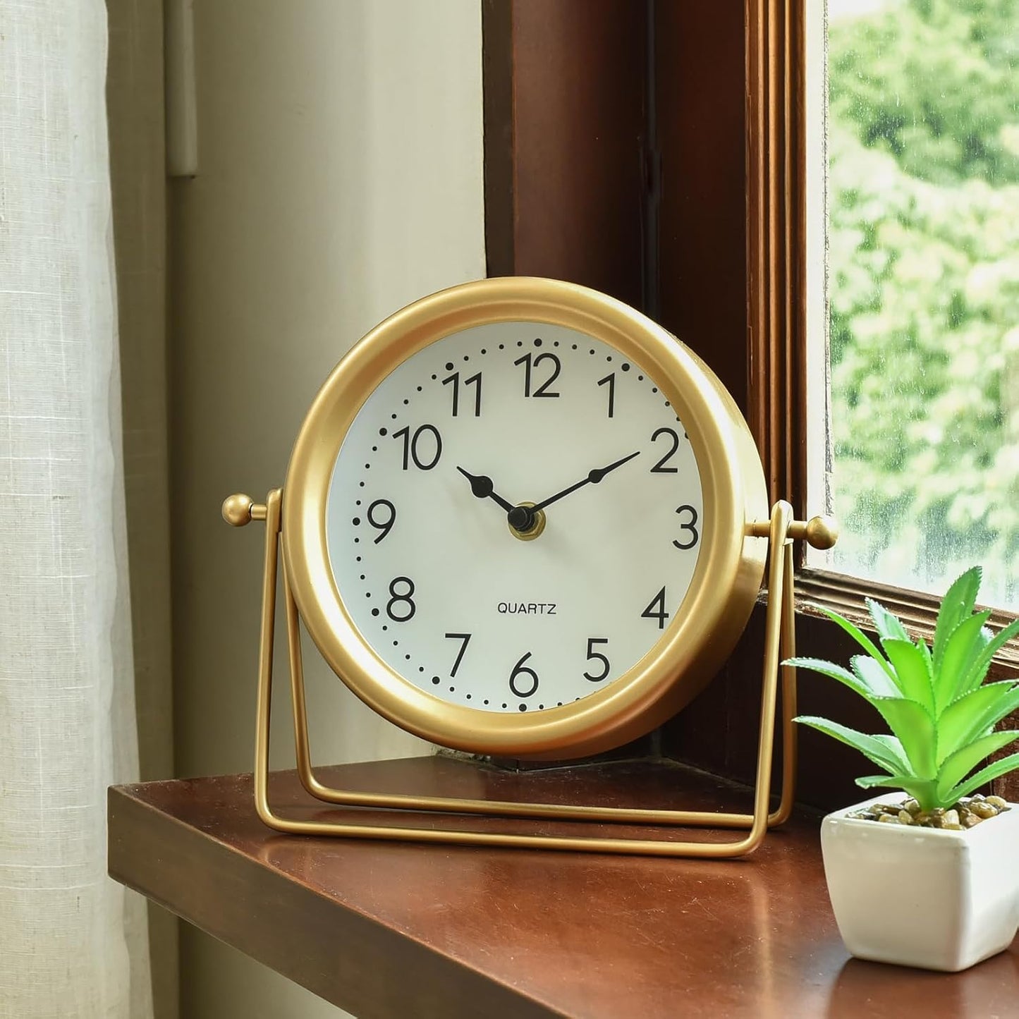 EMAX HOME Vintage Golden Table Clock - Elegant Battery Operated Office, Living Room, and Bedroom Clock with Minimalist
