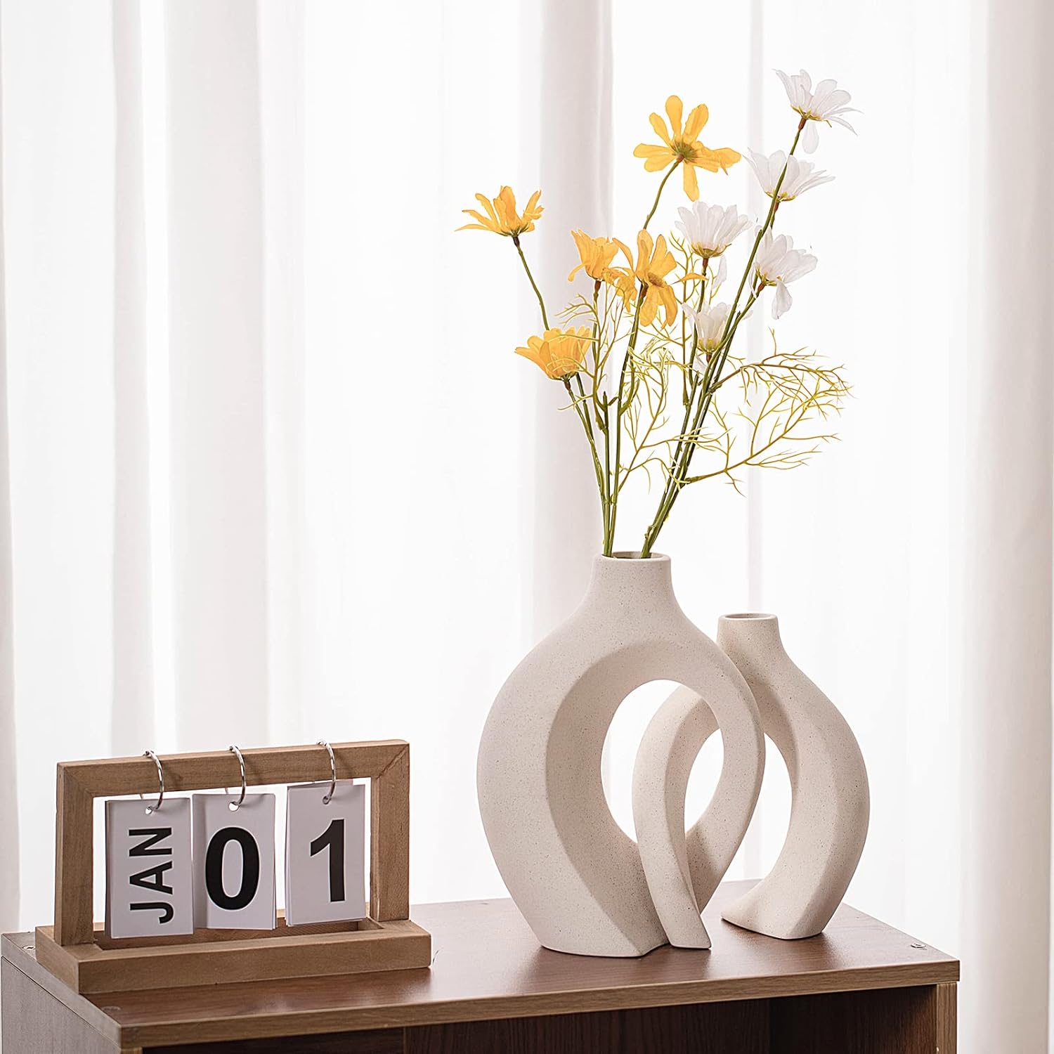 Hollow Ceramic Vase / Off White - Round Hollow / Set of 2