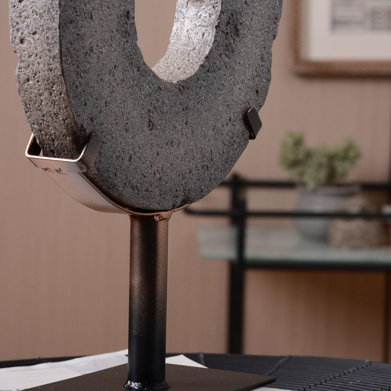 Modern Sculpture Decor Abstract Statue Figurine Screen Art Table Centerpiece Gift / 9.8 x 13.8