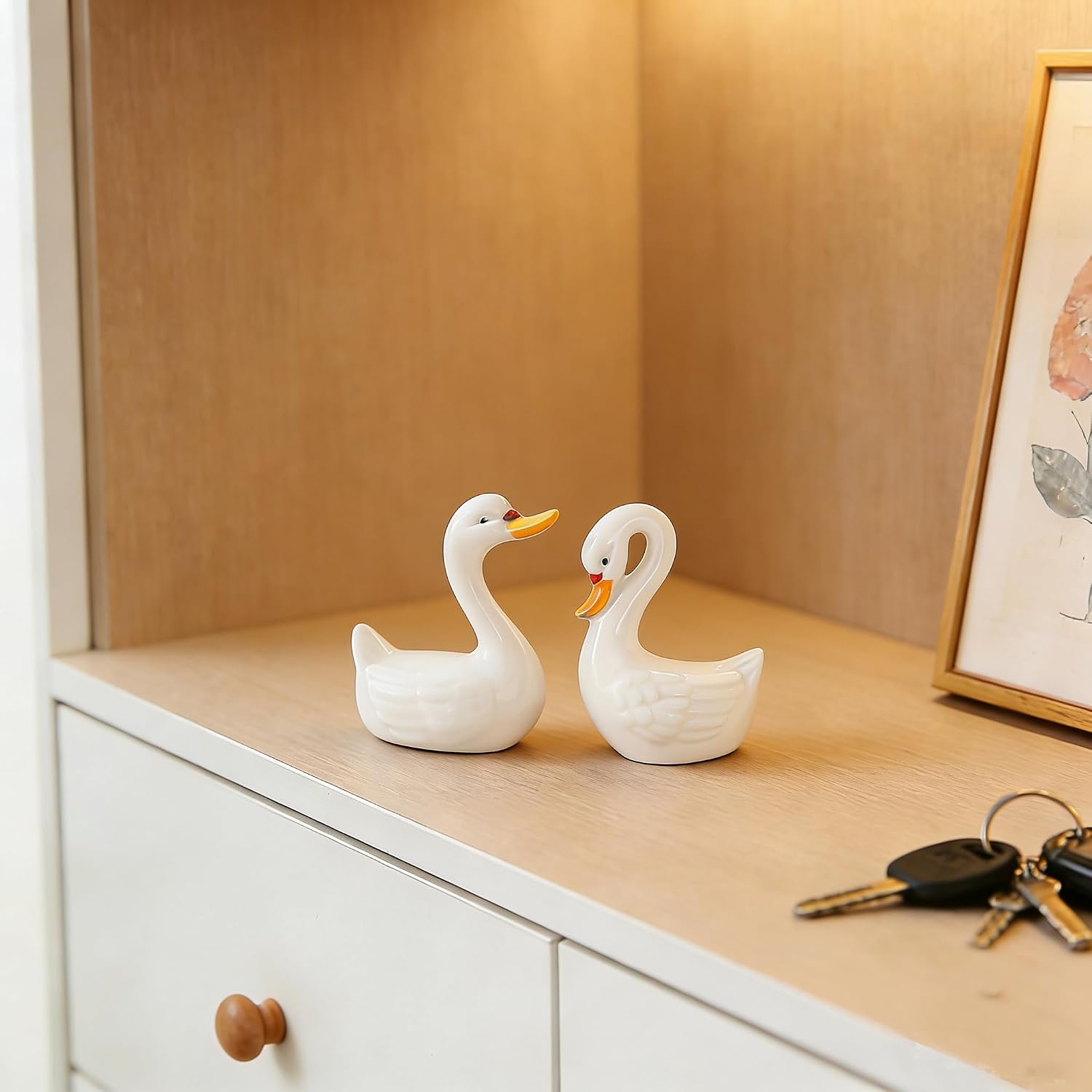 Ceramic Swan Figurines Cake Toppers / White / Small / Set of 2