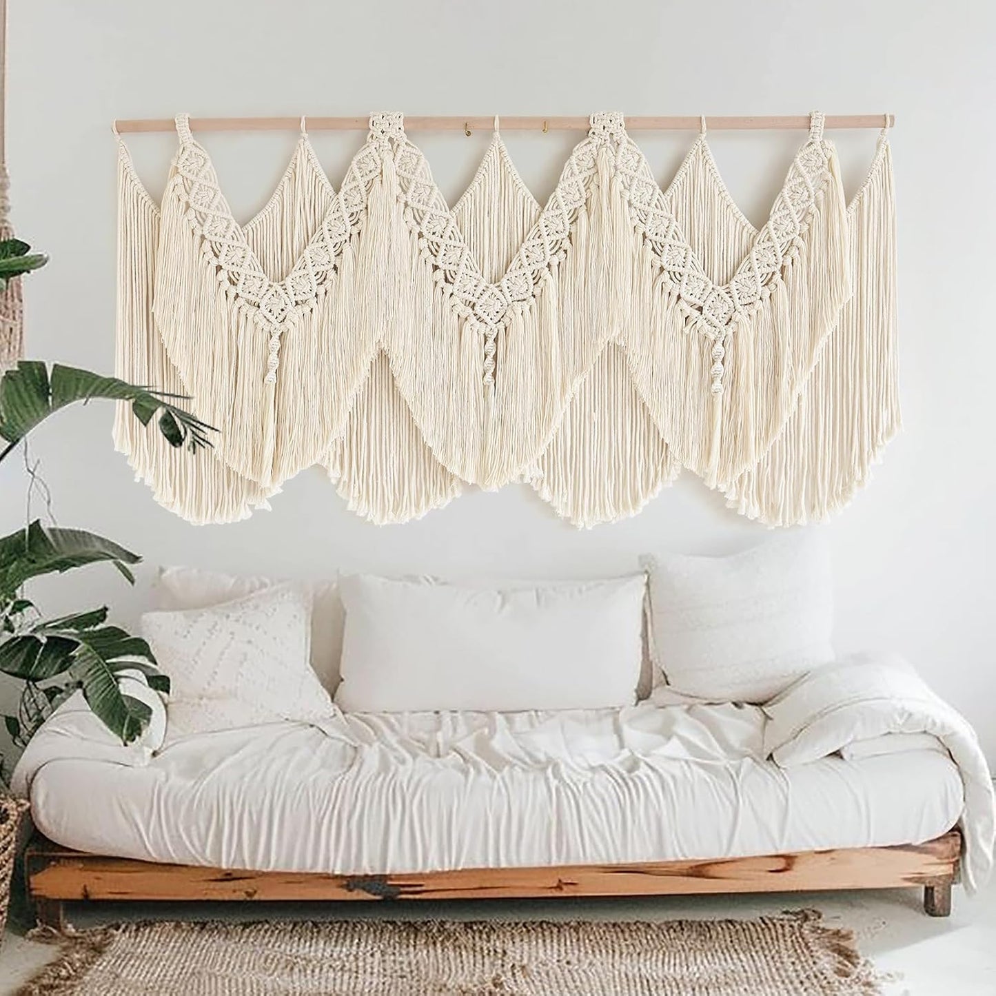Macrame Wall Hanging Wedding Hanger Macrame Wall Decor Dorm Craftsmanship Handmade Tassel / Beige1