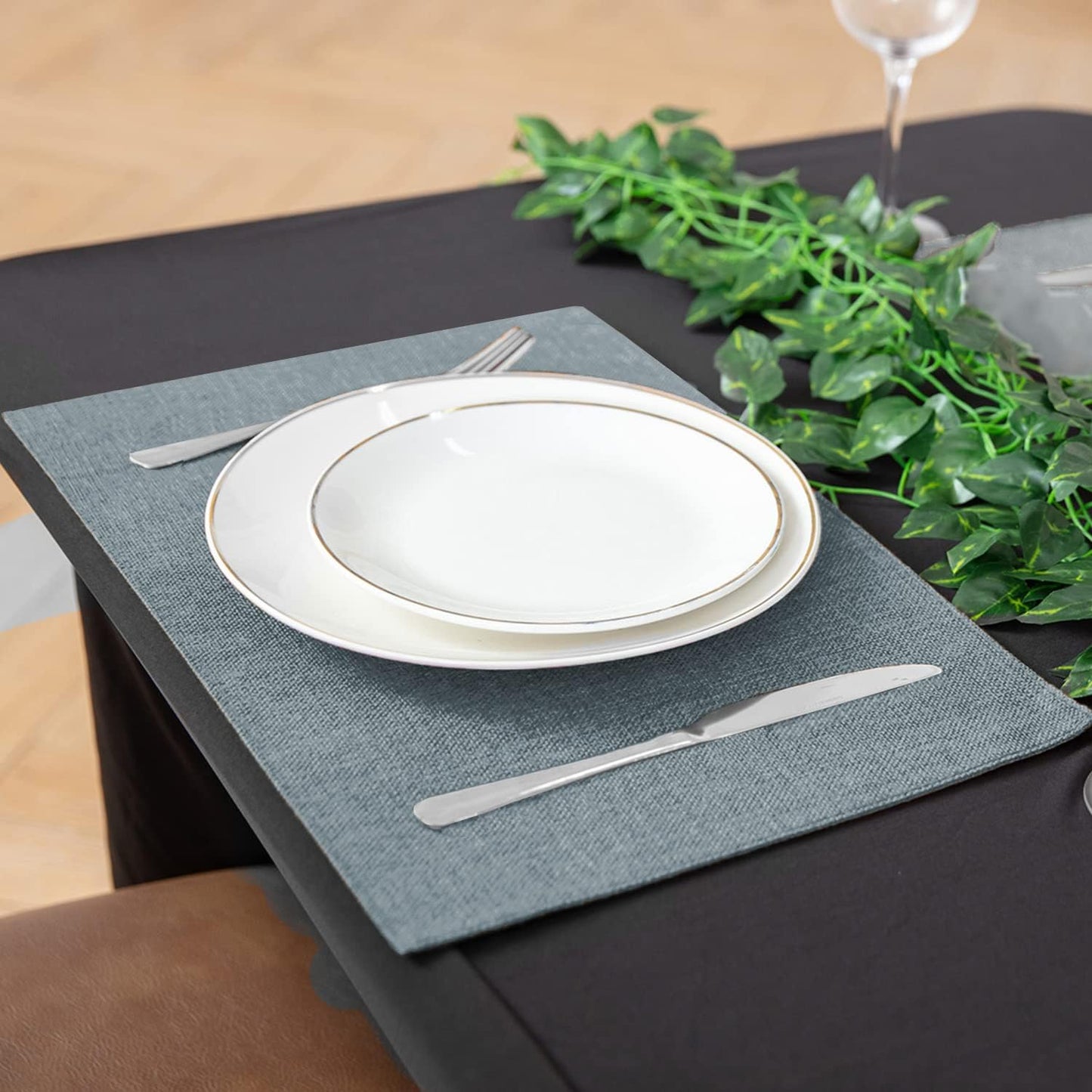 Cloth Placemats Set of 8, Linen Type Fabric Placemats Machine Washable Heat Resistant Placemats Polyester Place Mats