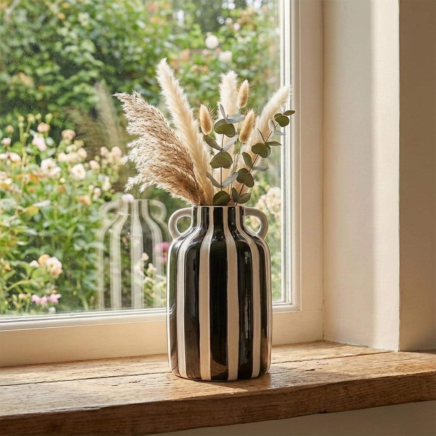Checkered Ceramic Vase for Flower Bouquet Decorative / Black White