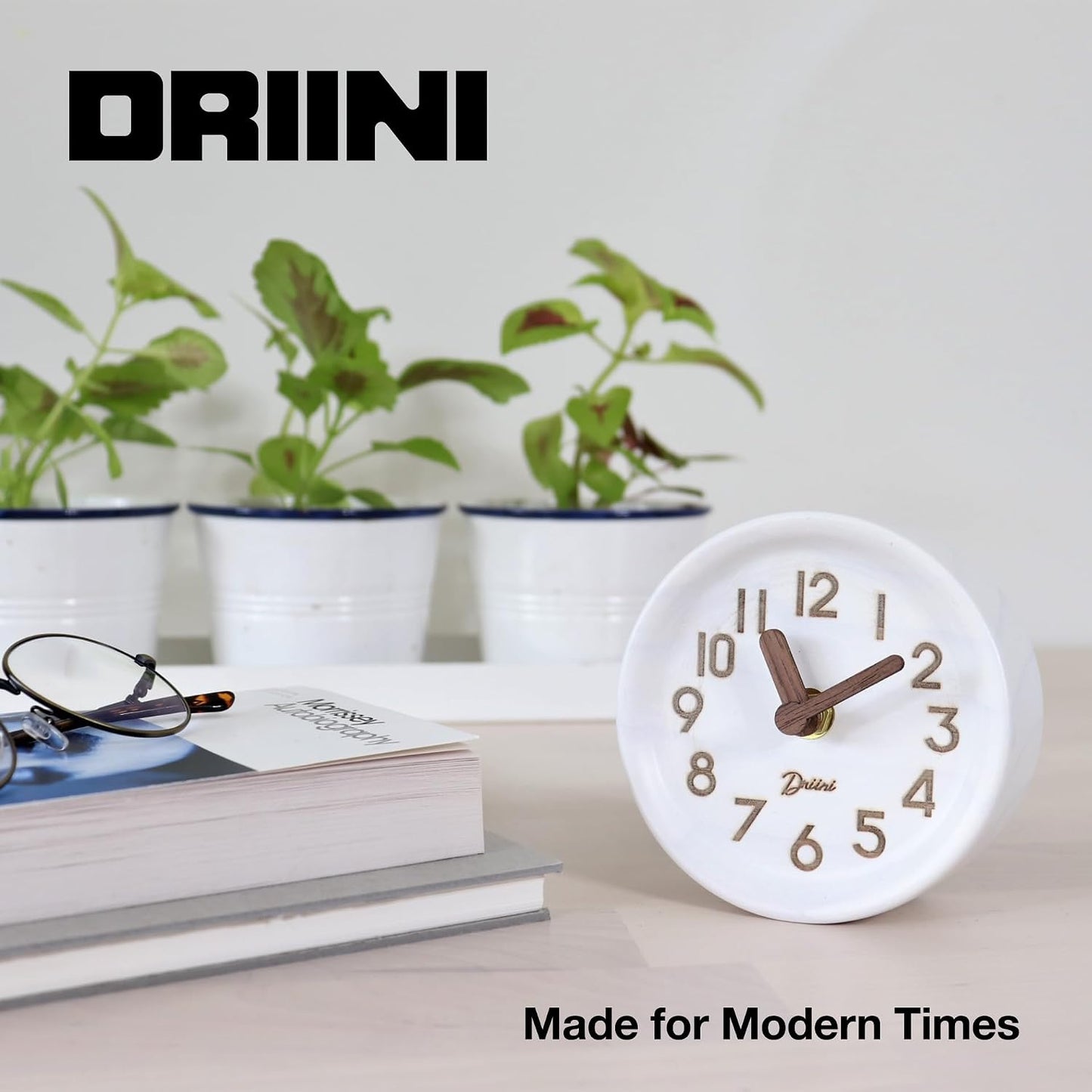 Driini Wooden Analog Desktop Clock – 4.3 in. Decorative Pinewood, No-Tick Design – Easy to Read Silent Sweep Mantle
