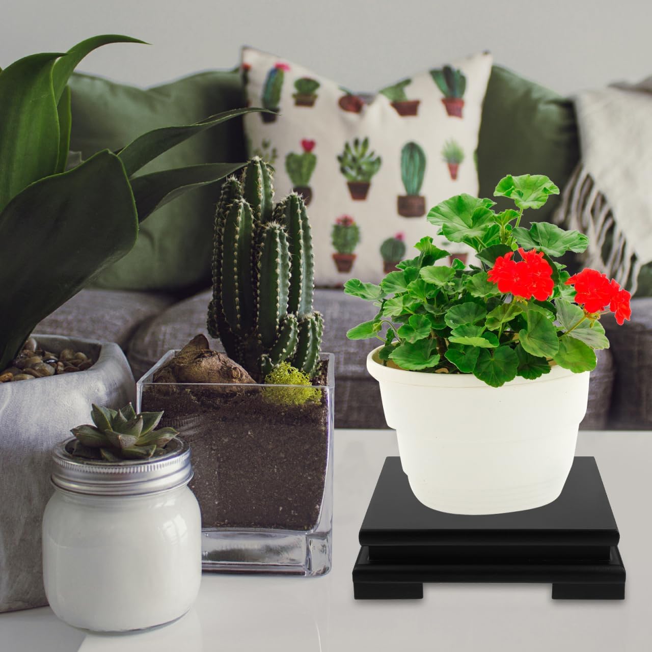 Wood Vase Display Riser / Black / 7 Inch