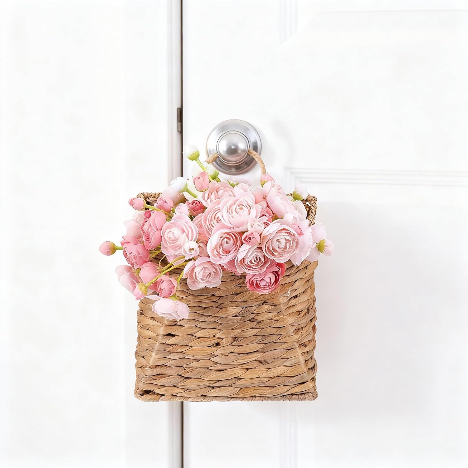 Woven Hanging Wall Basket Water Hyacinth Woven Wall Mounted Organizer Handmade Rattan Baskets