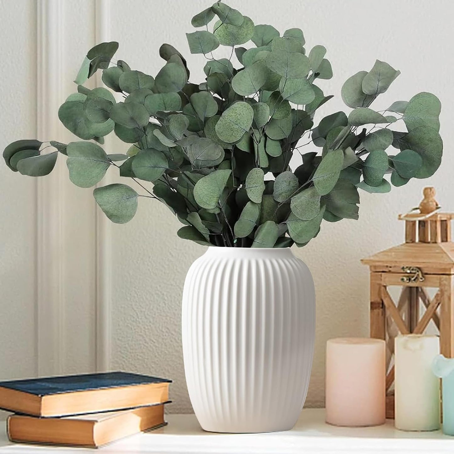 White Ceramic Vase for Modern Home Decor / White-b / Small