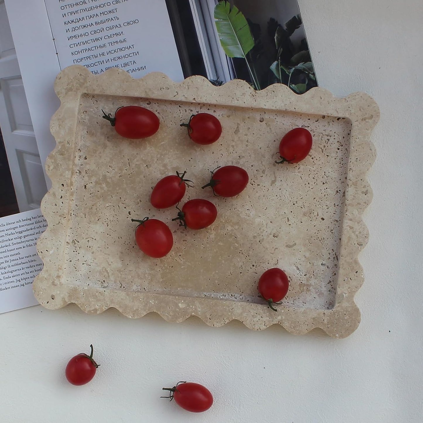 Natural Scalloped Marble Tray / Beige Travertine / 10.8 x 8