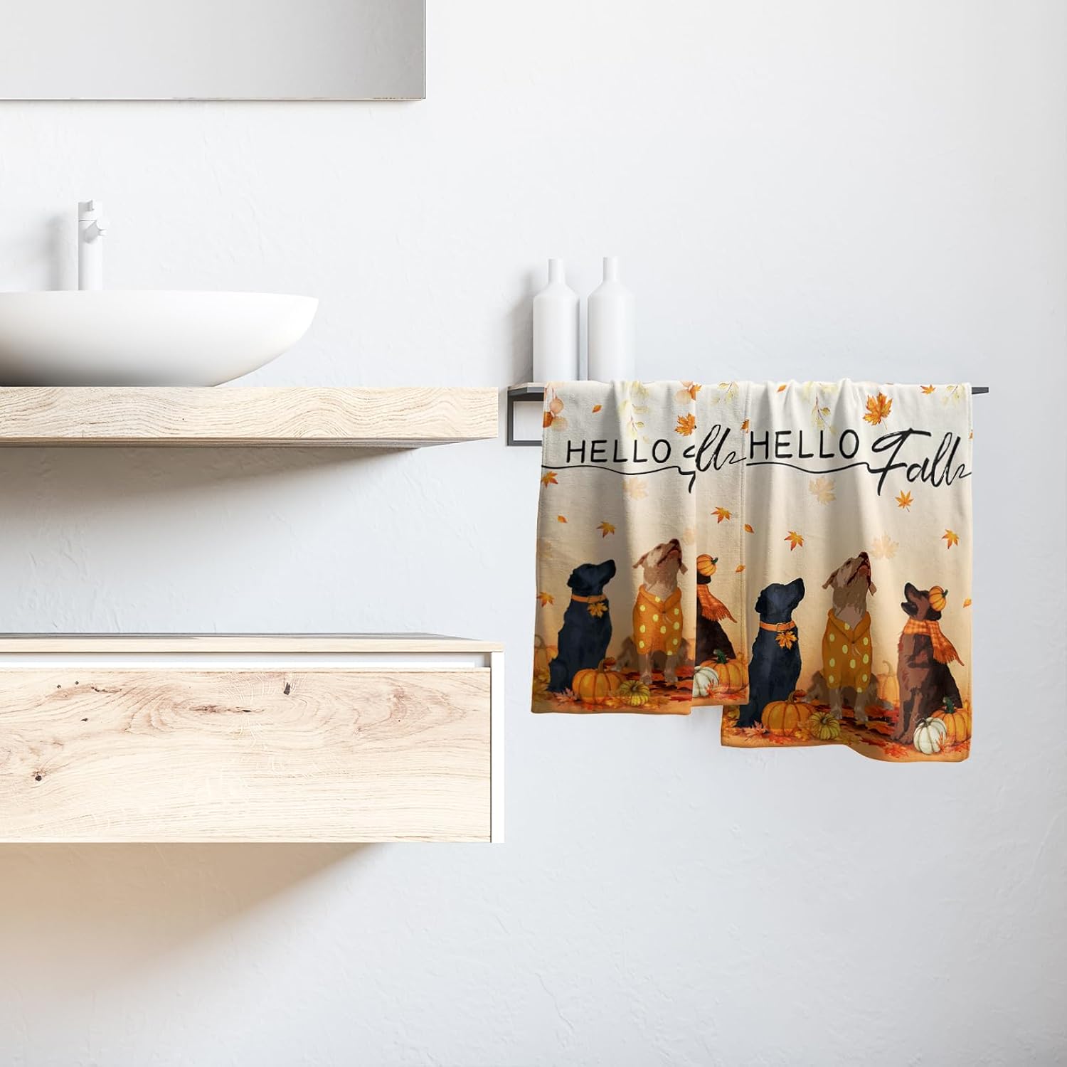 Giwawa Fall Dogs Hand Towels for Bathroom Set of 2 Autumn Leaves Soft Absorbent Small Bath Towels Holiday Decorative