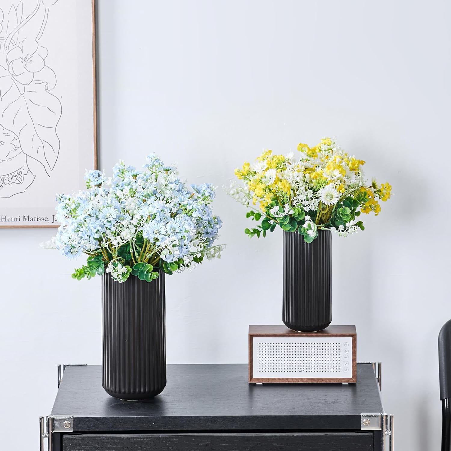 Black Ceramic Flower Vase for Pampas Grass / Ceramic Black / 8 Inch