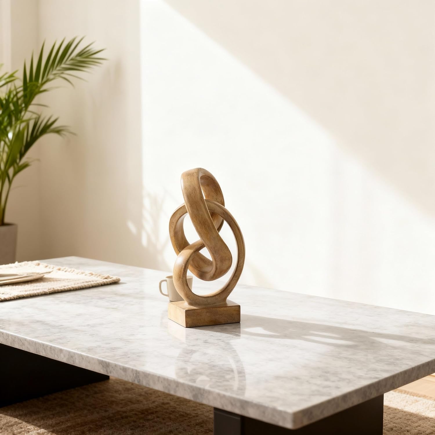 geometric decorative statue / Original