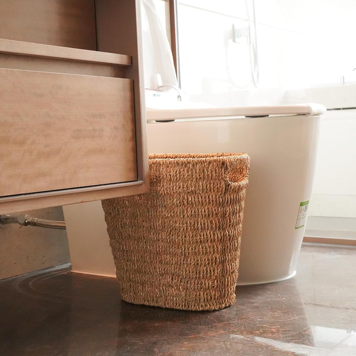 Bathroom Wicker Trash Can Wicker Waste Basket / Seagrass