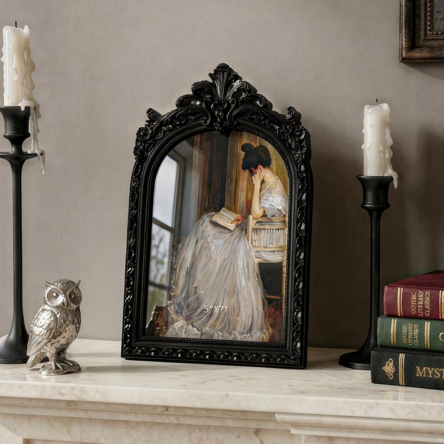 Vintage Picture Frame Black Frame / Black Arch / 5 x 7