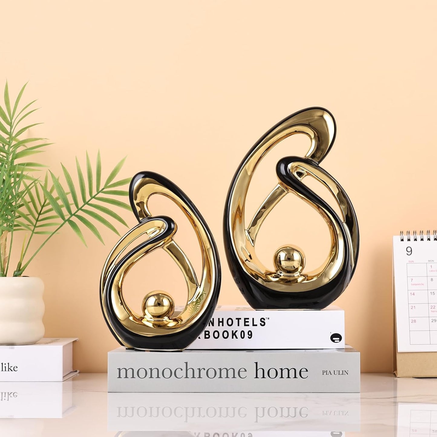 Abstract Ceramic Statue / Black Gold / Small / Set of 2