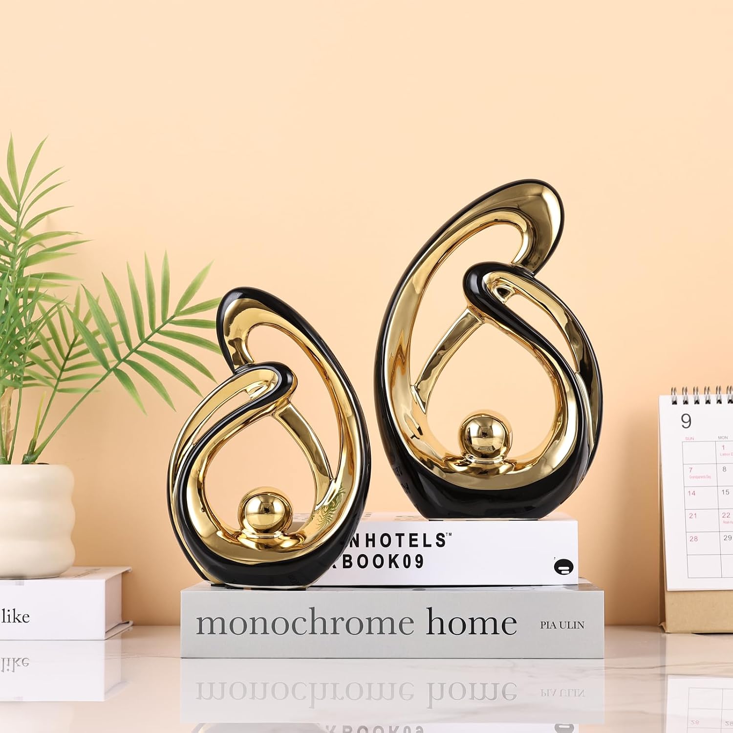Abstract Ceramic Statue / Black Gold / Small / Set of 2