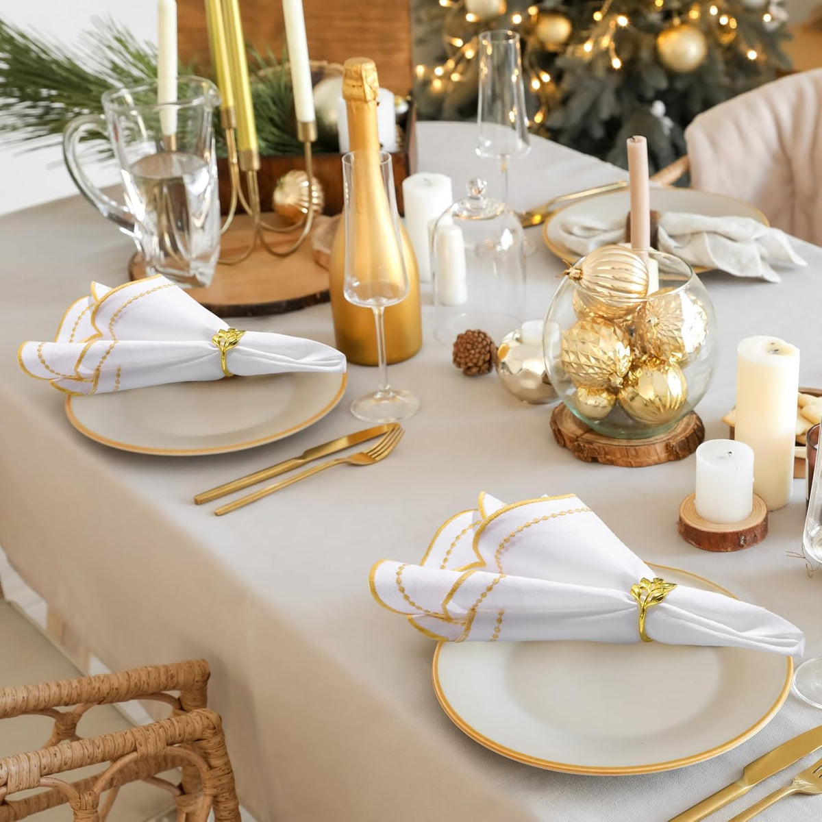 Hahafelt Cloth Napkins 18x18inches Scalloped Embroidery Cloth Napkins Washable Polyester Table Dinner for Hotel