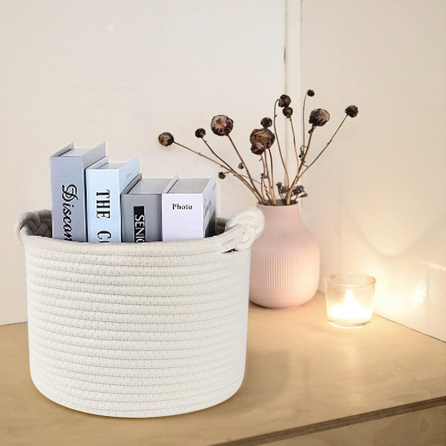 Small Woven Basket / White-a