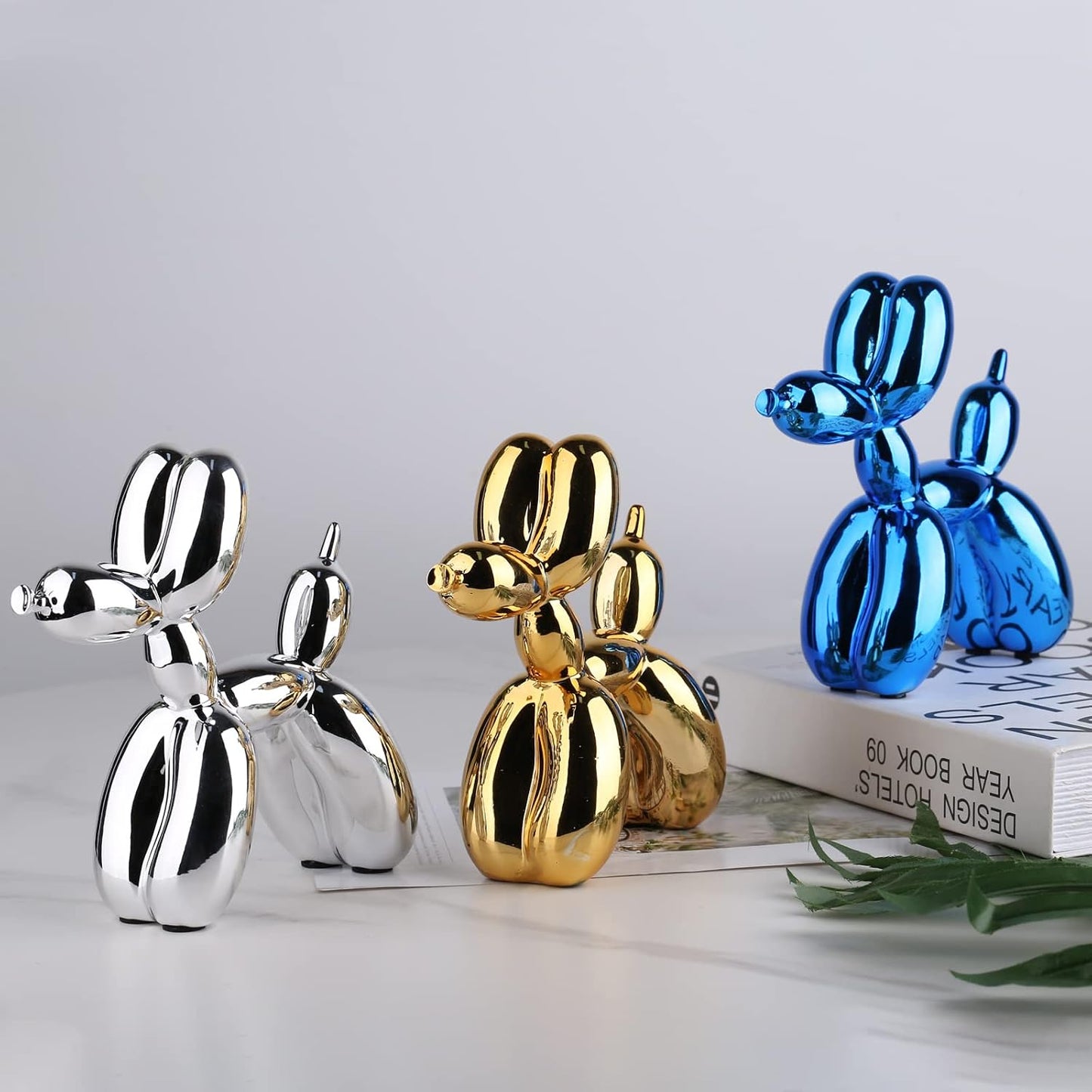 Statue Home Decors / Gold / 3.9*3.9*1.5inch