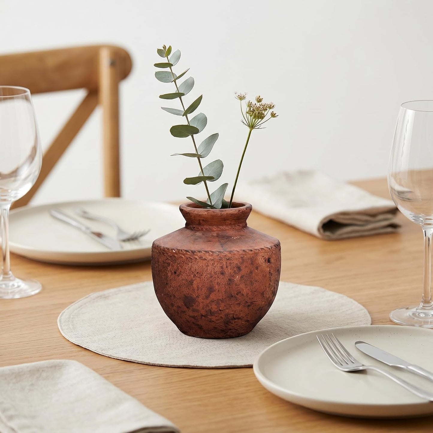 Ceramic Flower Vase / Brown / 6 Inch