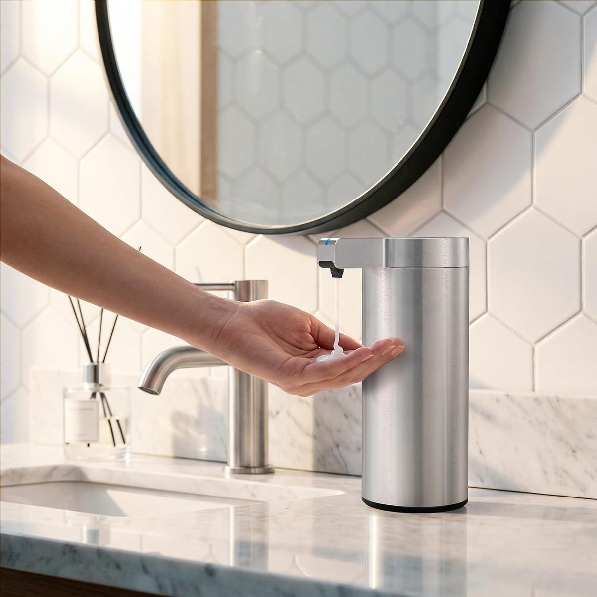 Newise Automatic Soap Dispenser - 9 oz, Rechargeable Touchless Liquid Soap for Kitchen and Bathroom with 3 Adjustable