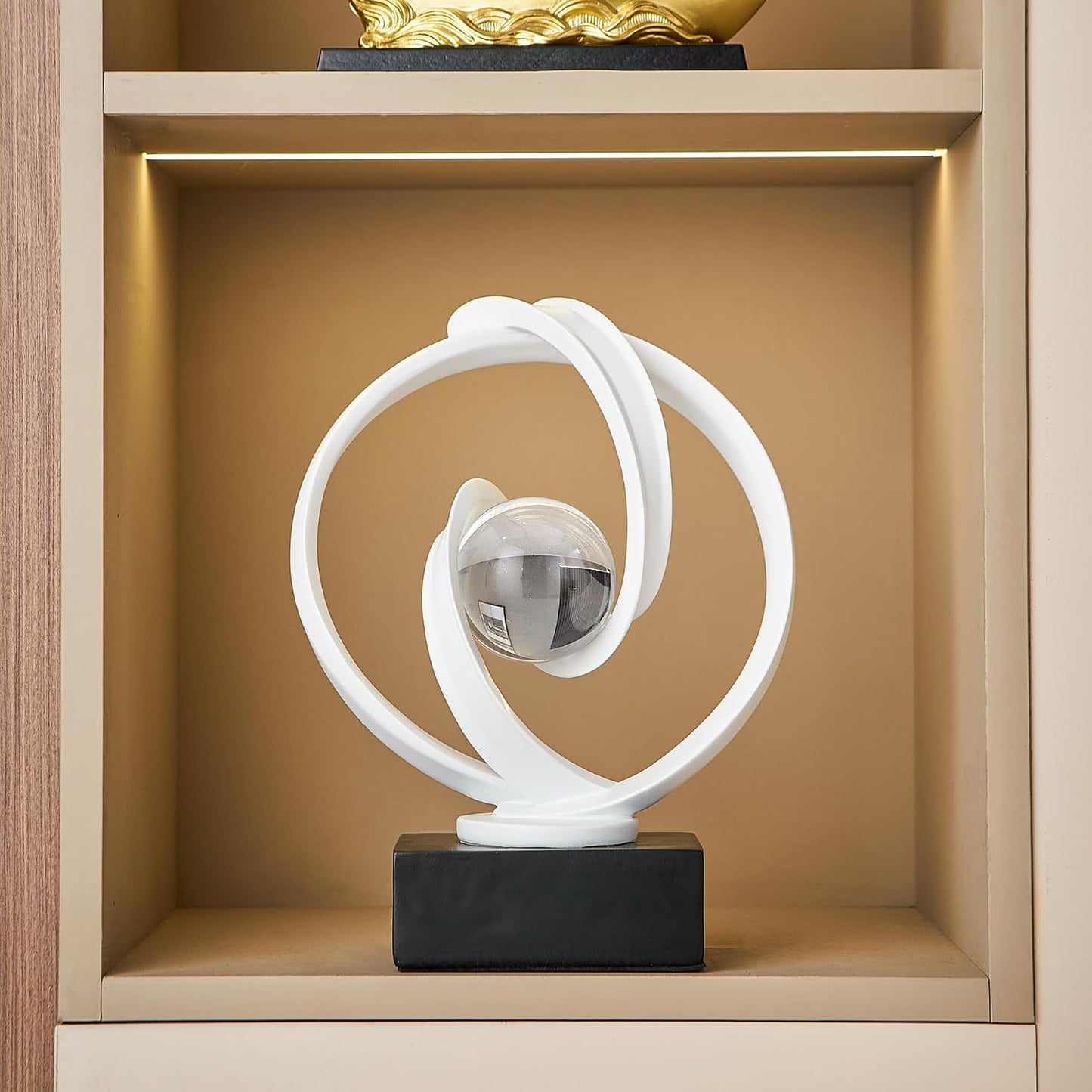 Modern Statue Decor / White