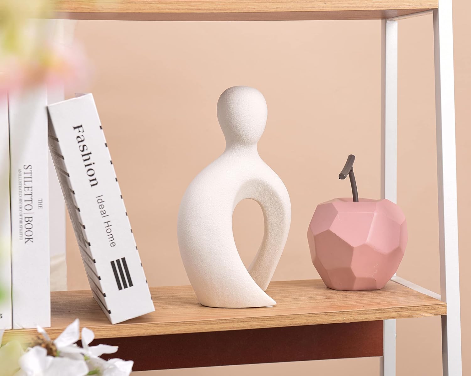 Abstract Lover Statue / White