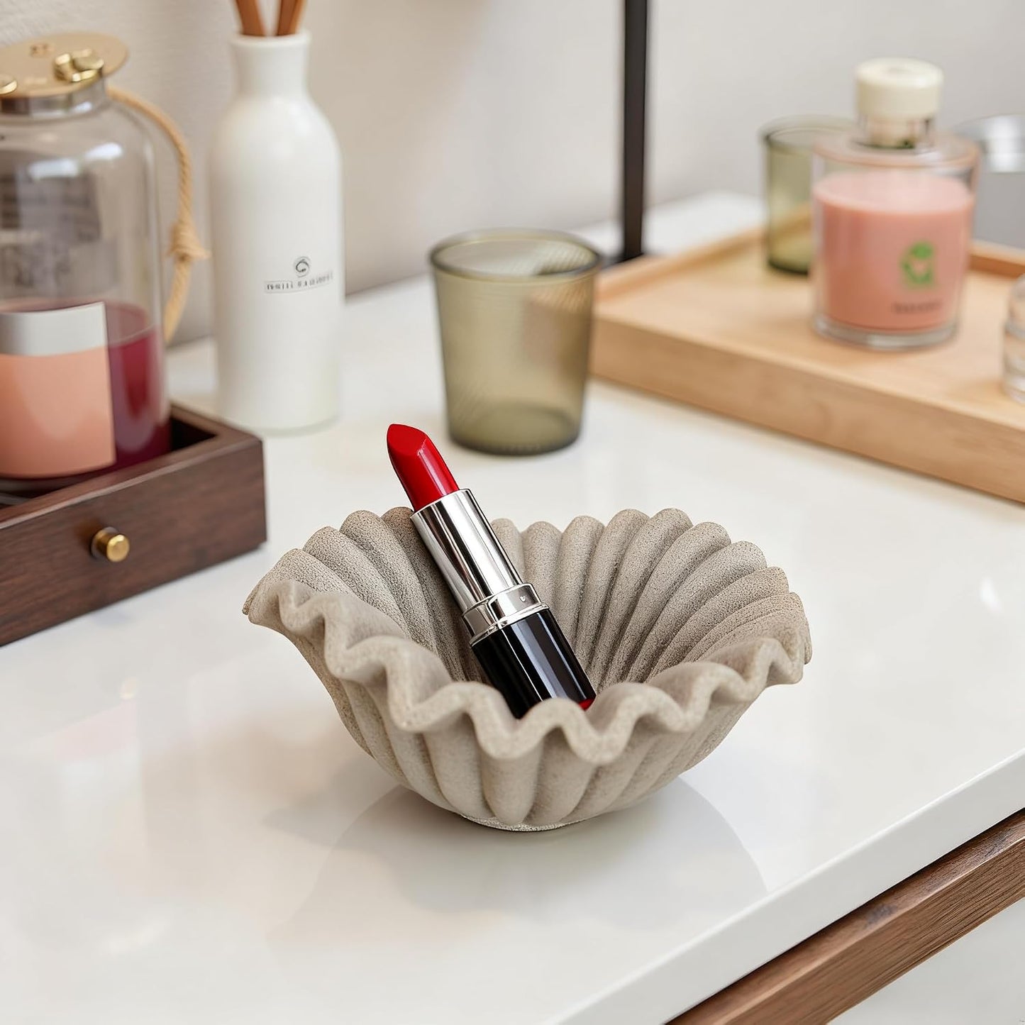 Scalloped Pedestal Bowls for Modern Home Decor / Beige-b / 6inch