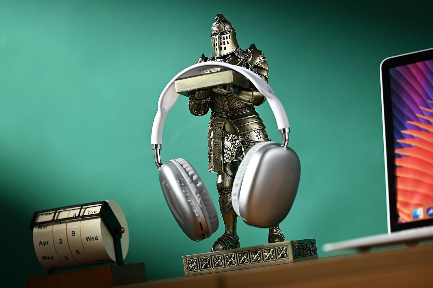 King's Guard Headphone Stand Watch Stand Jewelry Holder Tray Tower Bronze | 12.20 Inch Resin Warrior Pen Holder Cell