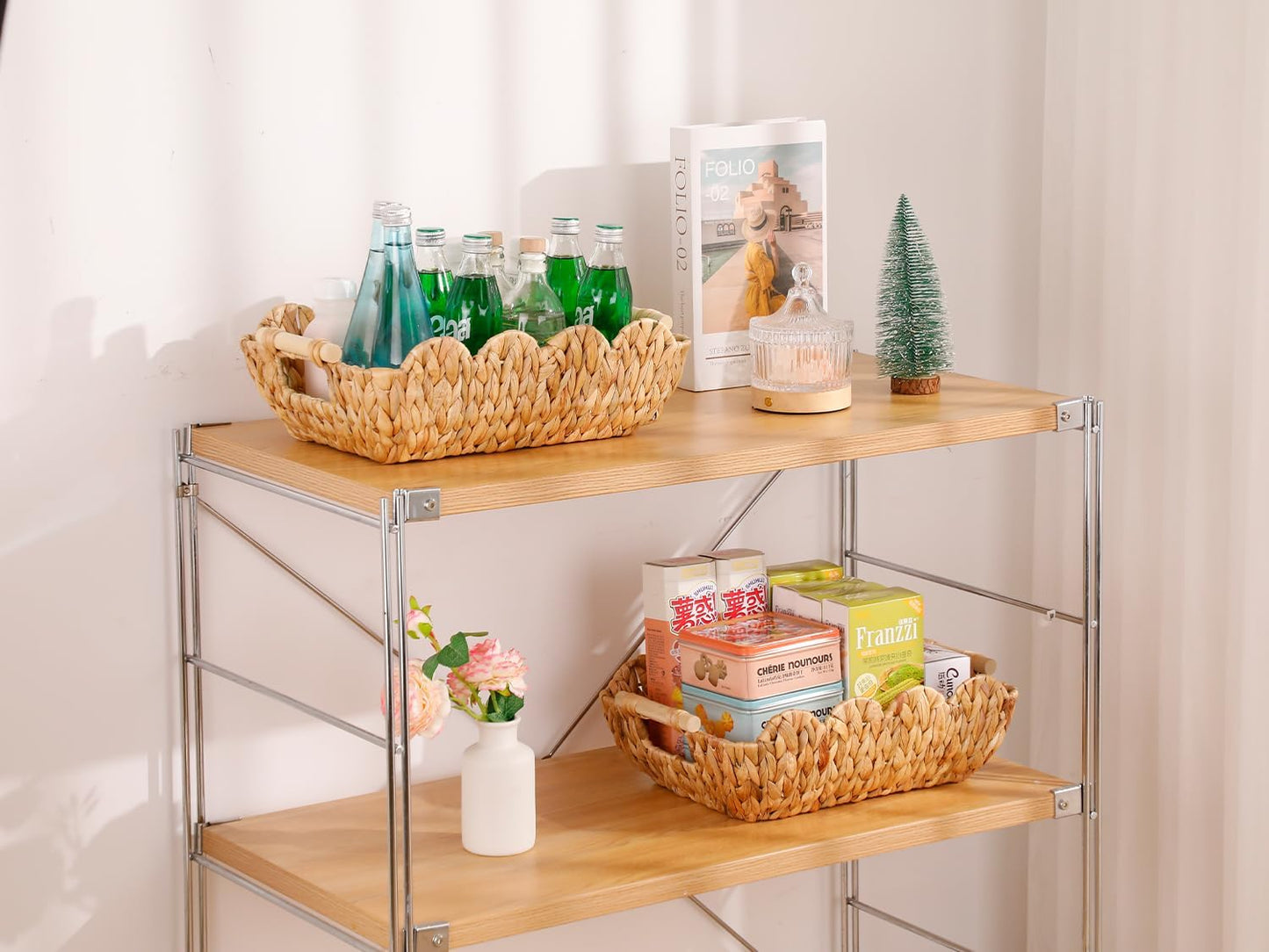Wicker Basket for Gifts / Water Hyacinth