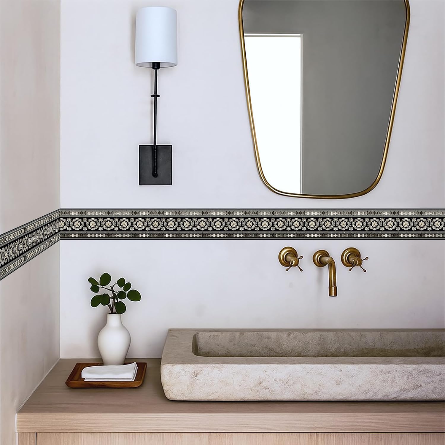 Black White Wallpaper Border Peel and Stick Wall Border Self Adhesive / Black White / 196 x 4