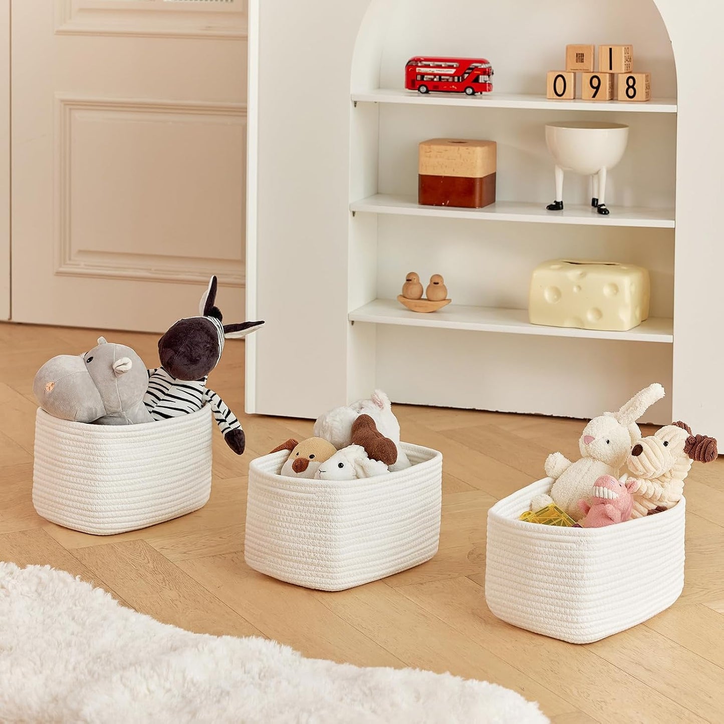 Bathroom Storage Basket / White / 10.6 x 6.7 x 6.7